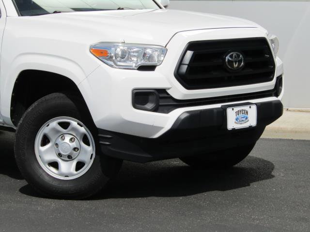 Used 2020 Toyota Tacoma SR AWD/4WD image 4