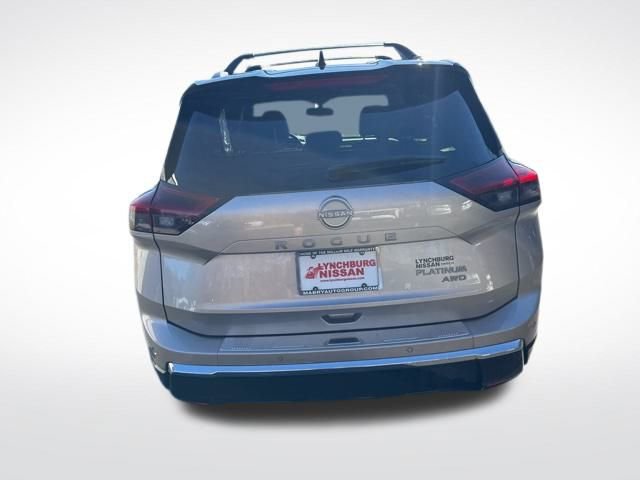 Used 2026 Nissan Rogue Platinum w/ Platinum Premium Package image 4