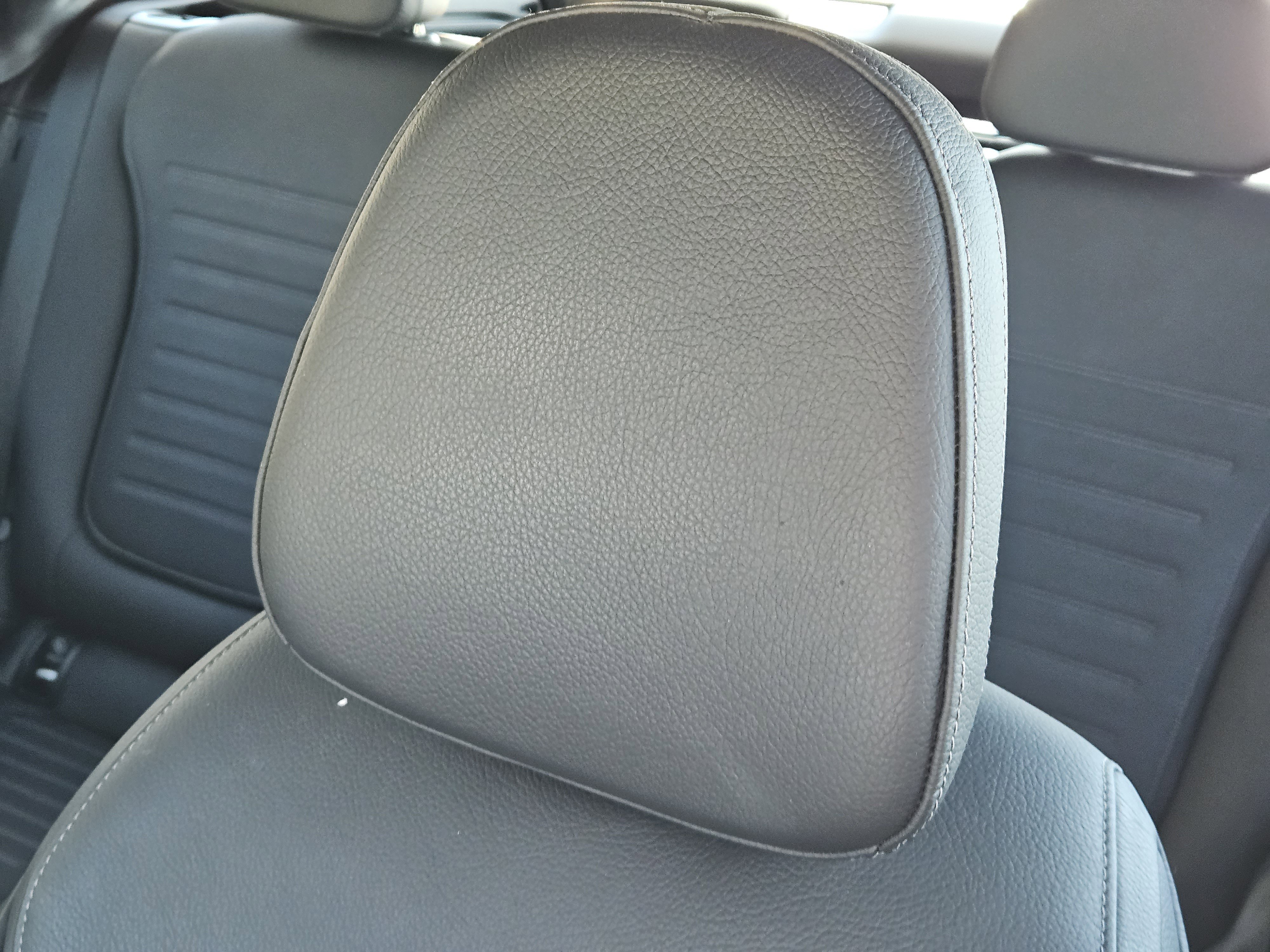 Used 2025 Mercedes-Benz GLC 43 AMG 4MATIC image 16