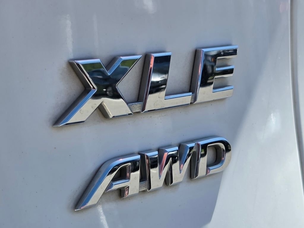 Used 2019 Toyota RAV4 XLE Premium w/ Advanced Technology Package image 9