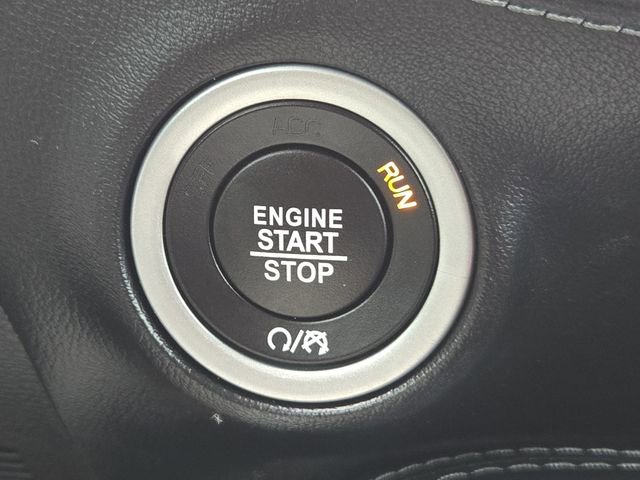 Used 2023 Dodge Challenger R/T w/ Plus Package image 22