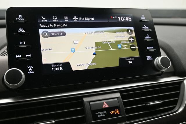 Used 2018 Honda Accord Touring image 19