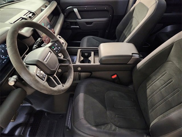 Used 2023 Land Rover Defender 90 Carpathian Edition image 13
