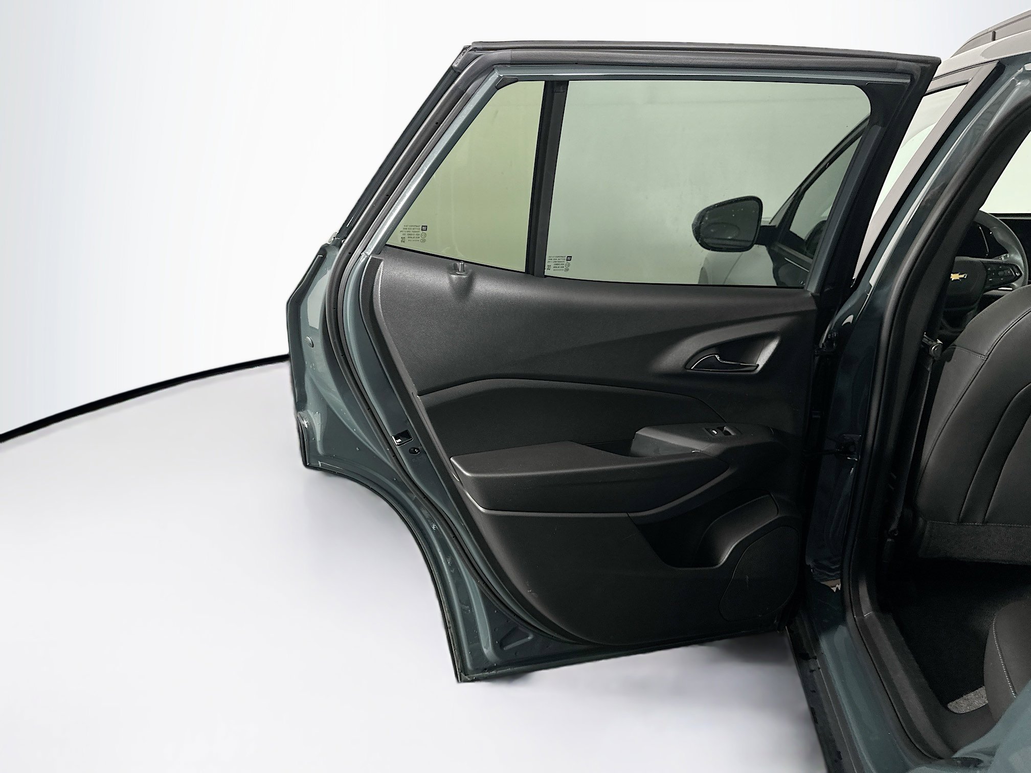 Used 2025 Chevrolet Trax LT image 24