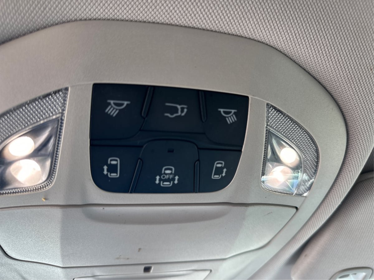Used 2018 Chrysler Pacifica Touring-L Plus FWD image 51