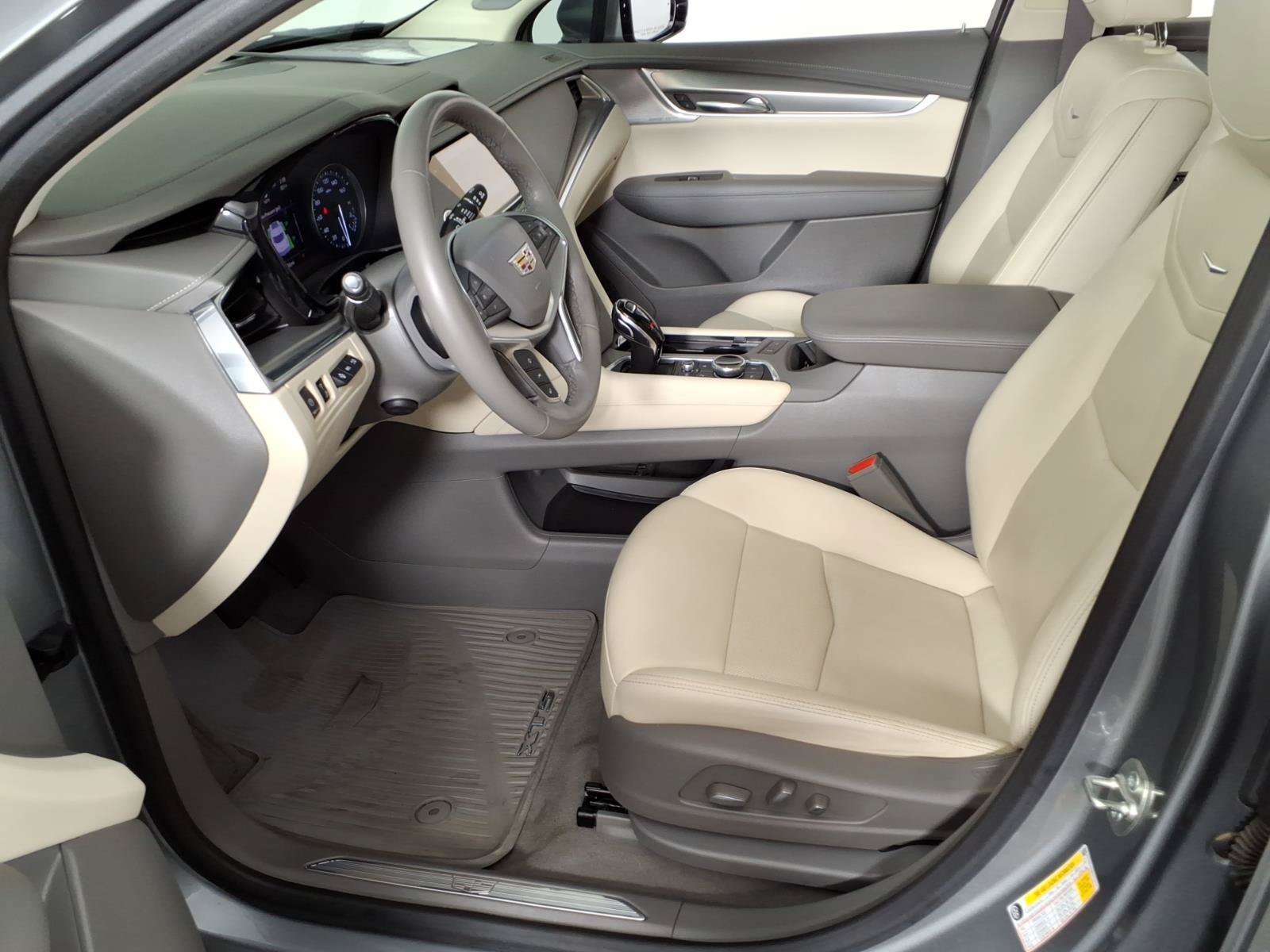 Certified 2024 Cadillac XT5 Premium Luxury w/ Technology Package FWD image 20