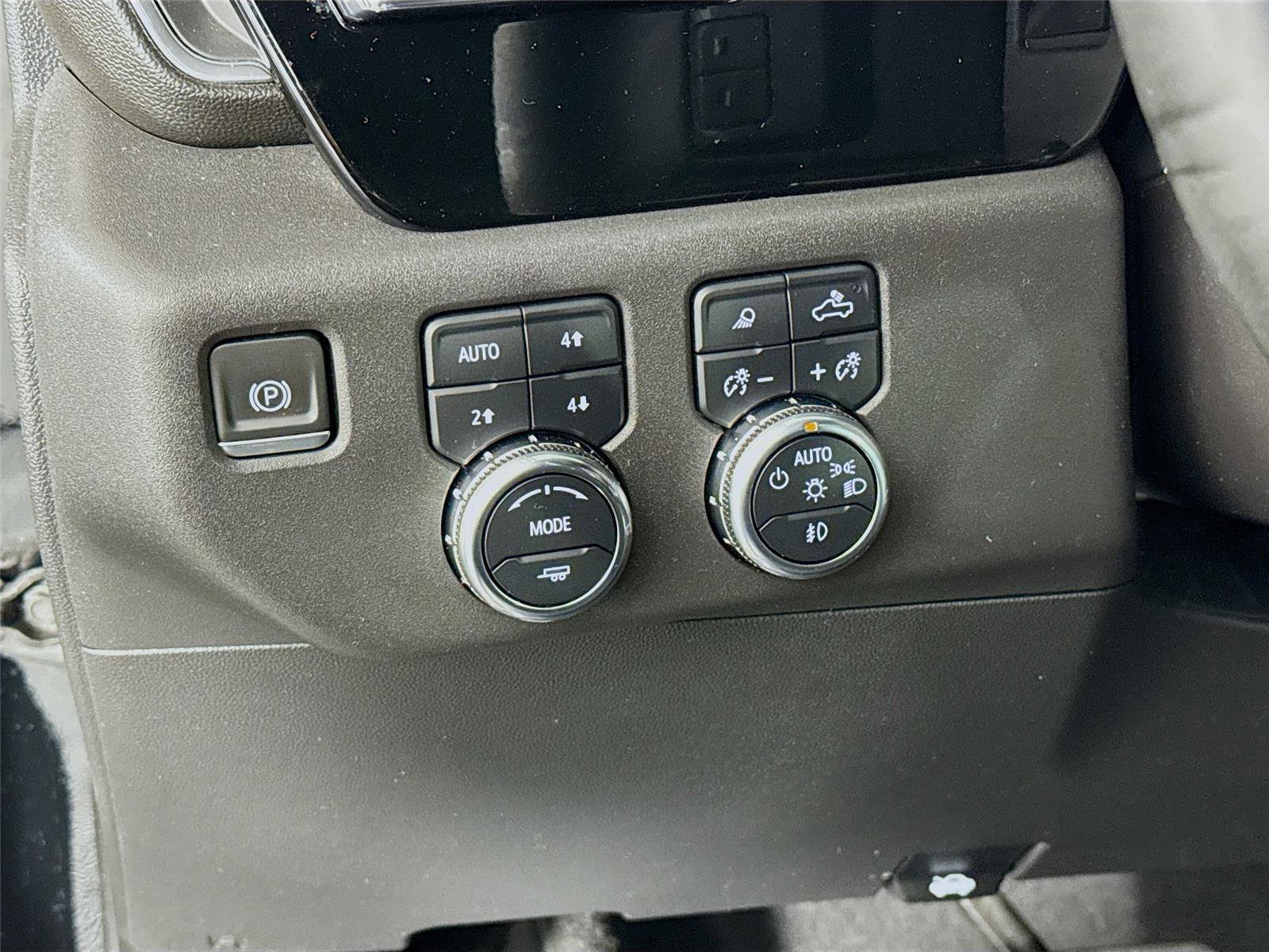 Certified 2024 GMC Sierra 1500 SLT w/ SLT Premium Plus Package AWD/4WD image 10