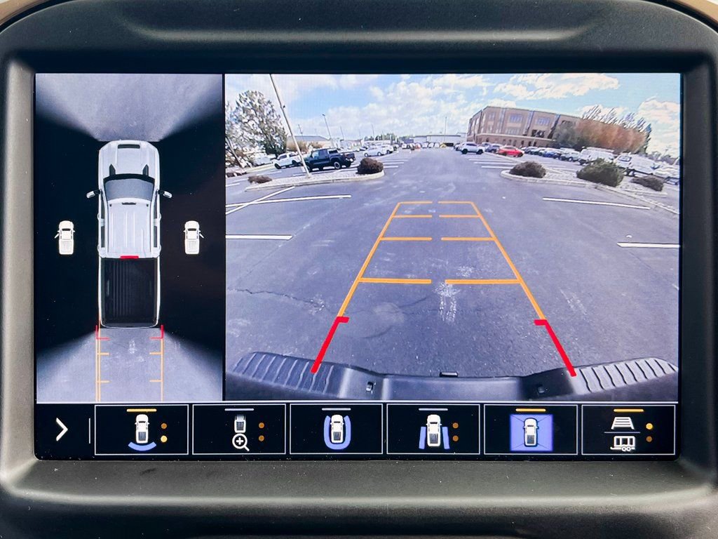 Used 2023 Chevrolet Silverado 2500 High Country image 6