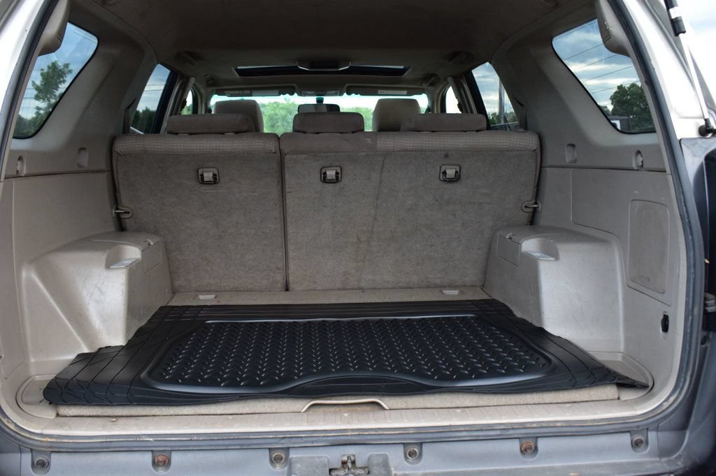 Used 2003 Toyota 4Runner SR5 AWD/4WD image 25