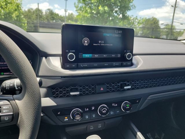 Certified 2025 Honda Accord SE image 19