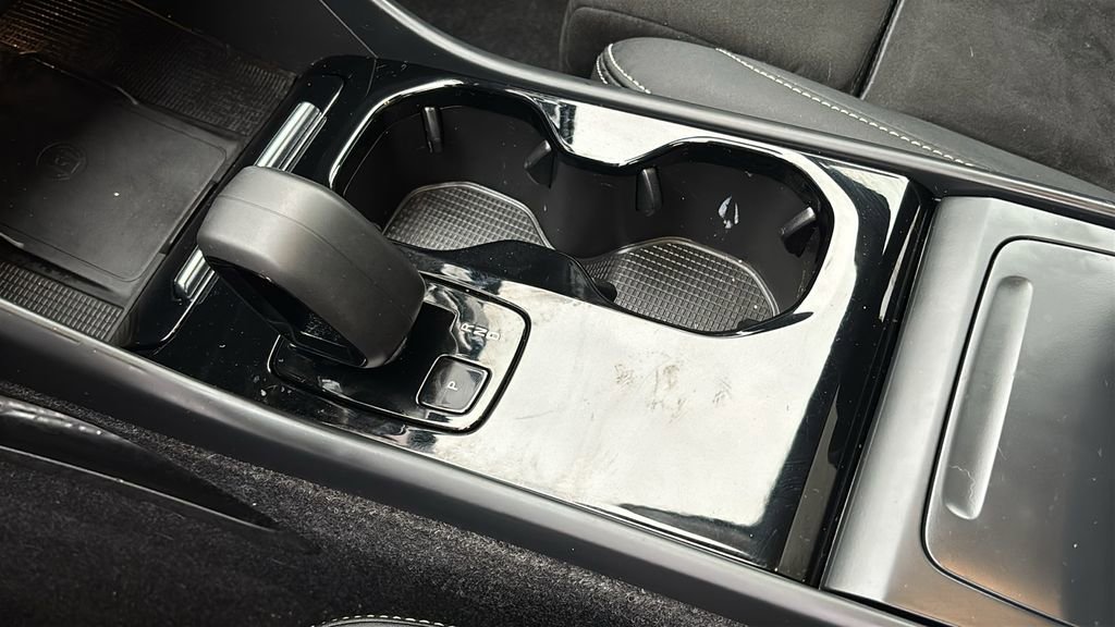 Certified 2023 Volvo C40 P8 Recharge Ultimate AWD/4WD image 21