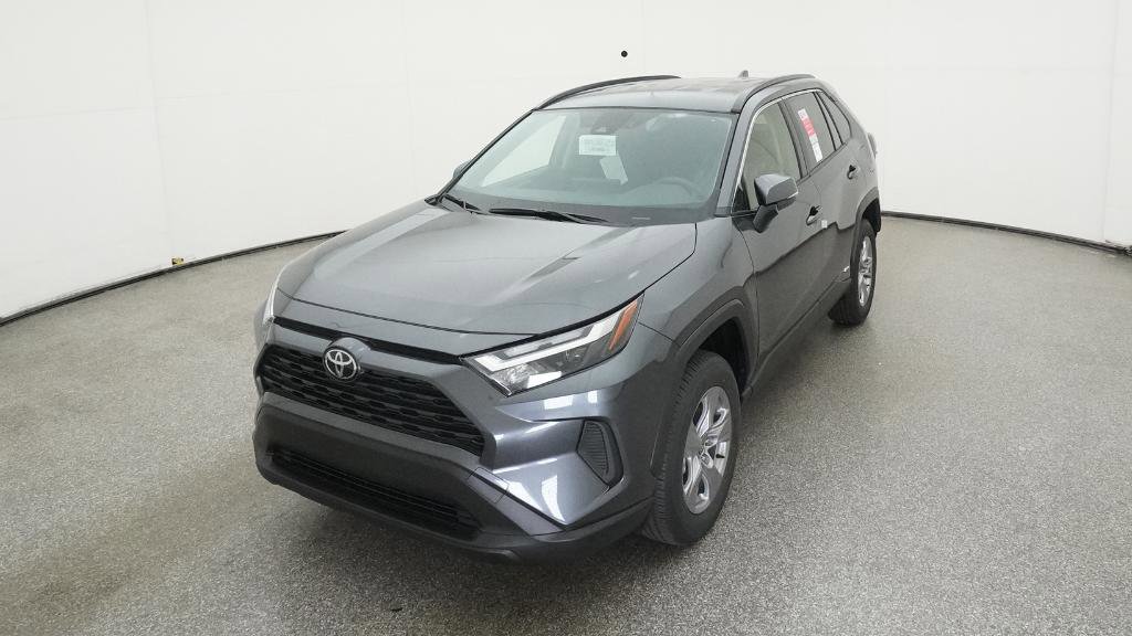 New 2025 Toyota RAV4 XLE image 16