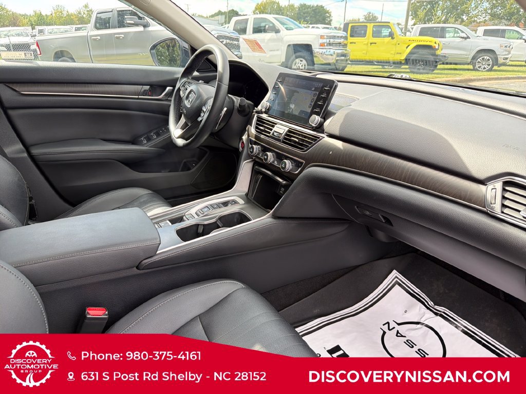 Used 2020 Honda Accord Touring image 42