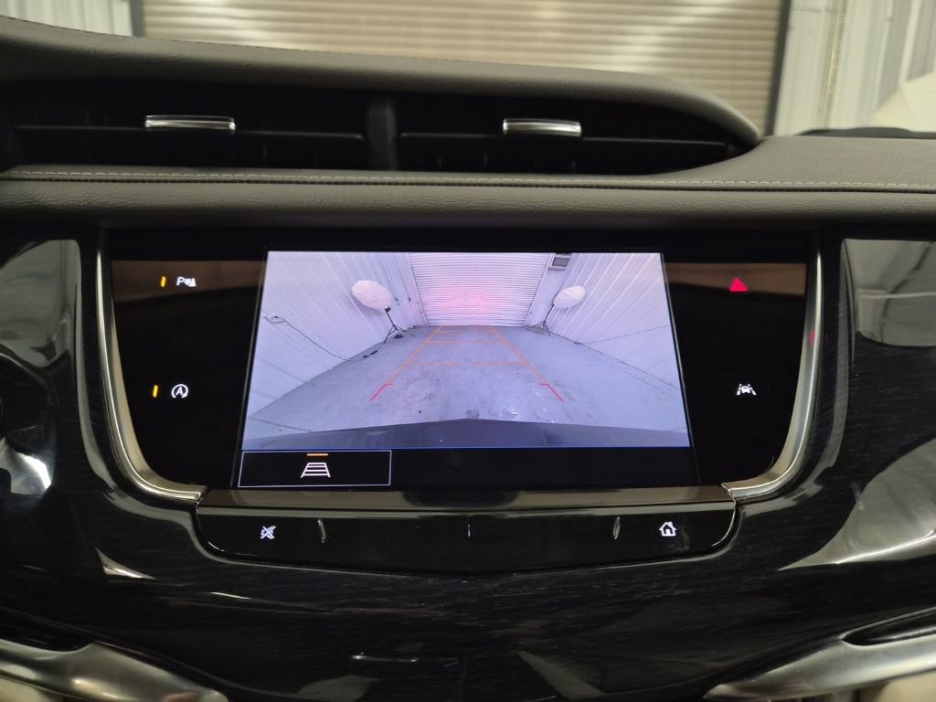Certified 2025 Cadillac XT6 Premium Luxury image 30