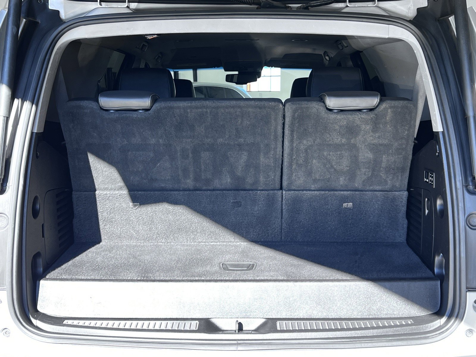 Used 2019 Chevrolet Tahoe Premier image 25