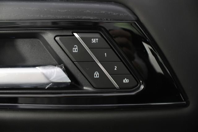 New 2026 GMC Yukon AT4 Ultimate image 17