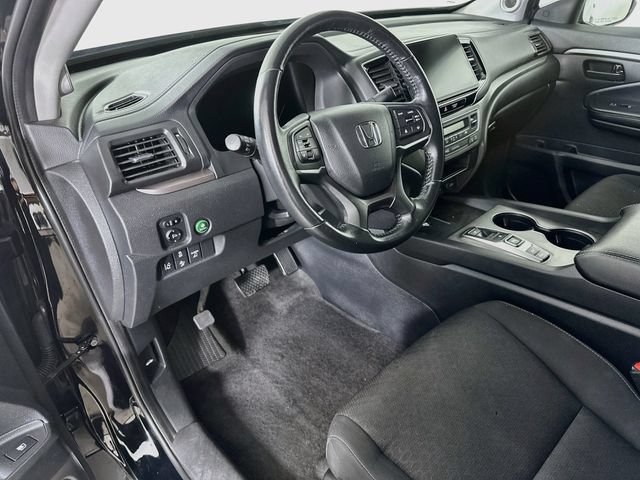 Certified 2025 Honda Ridgeline Sport image 19