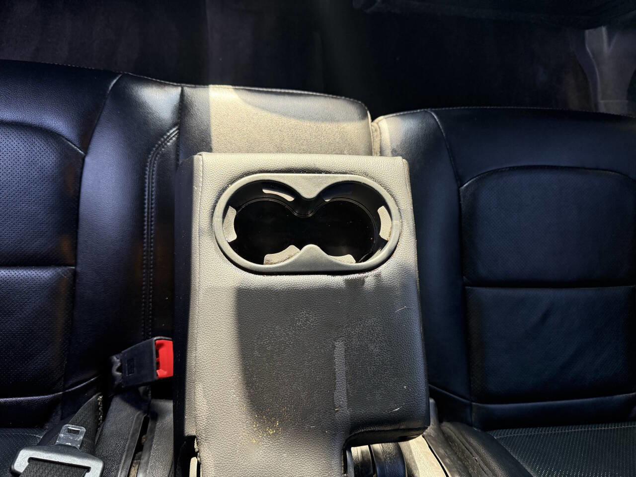 Used 2017 Ford Explorer Limited image 35