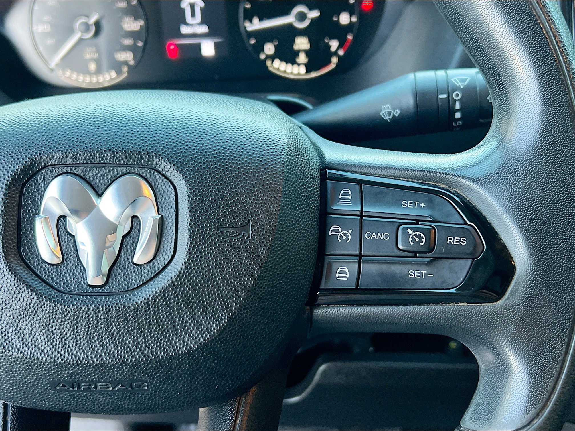 Used 2022 RAM ProMaster 2500 w/ Convenience Group image 18