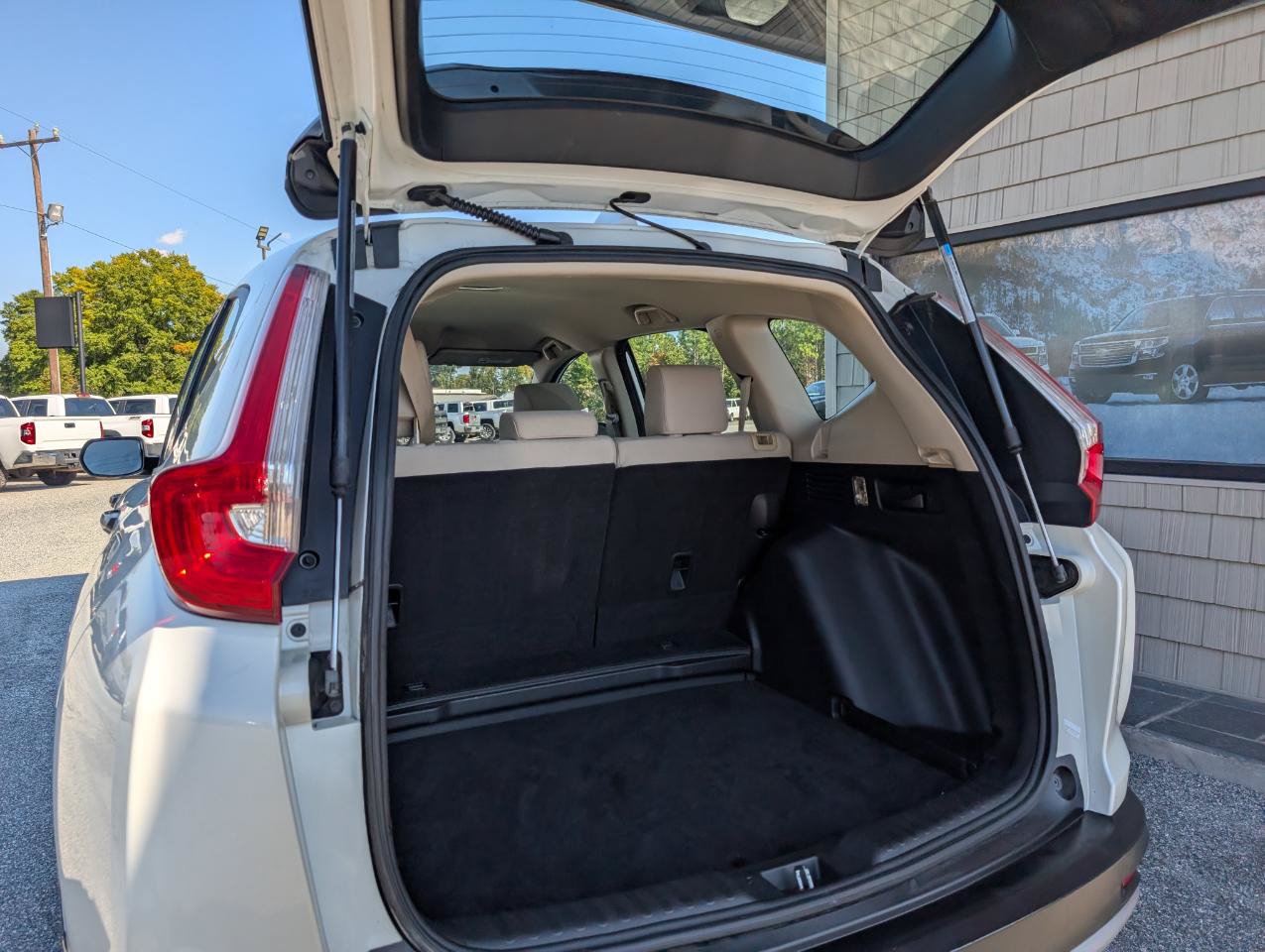 Used 2017 Honda CR-V LX image 18