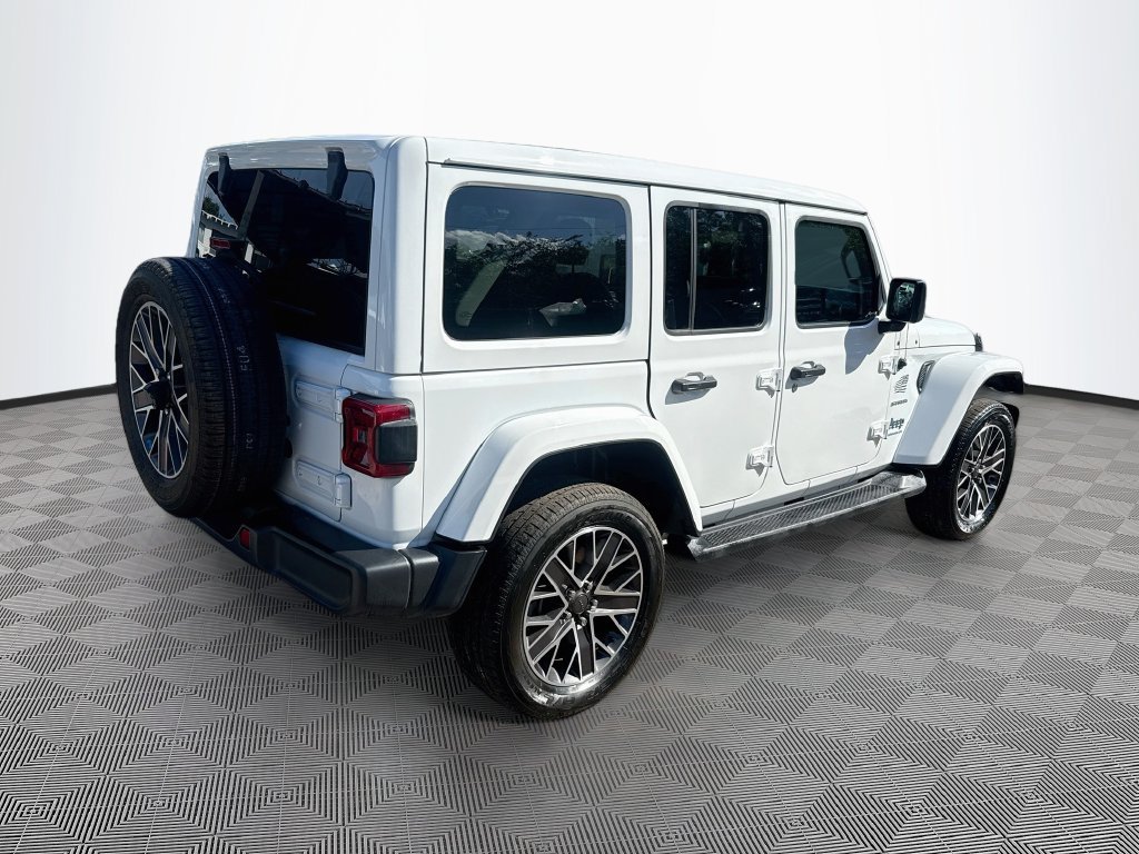 Certified 2023 Jeep Wrangler Unlimited Sahara w/ Cold Weather Group AWD/4WD image 6