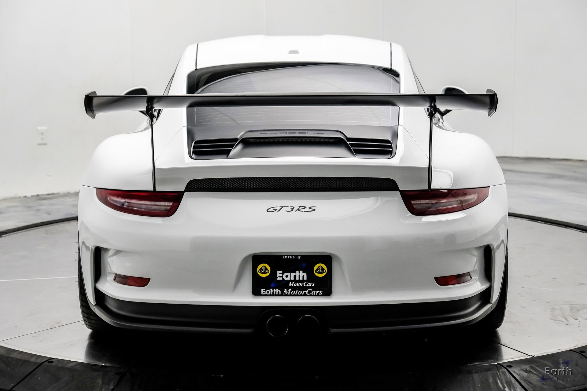Used 2016 Porsche 911 GT3 RS image 16