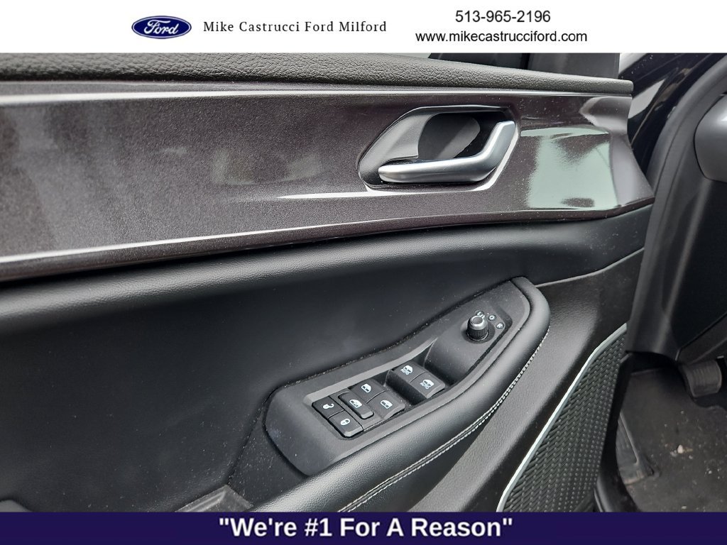 Used 2022 Jeep Grand Cherokee Altitude AWD/4WD image 23