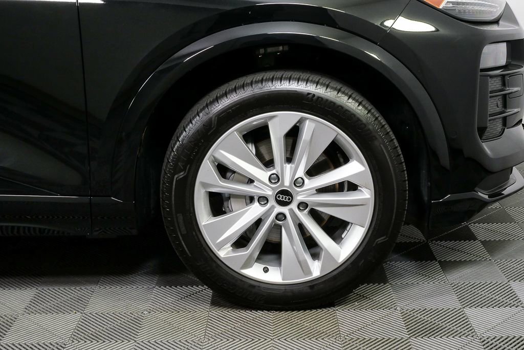 Certified 2025 Audi Q6 e-tron Premium Plus w/ Premium Plus image 39