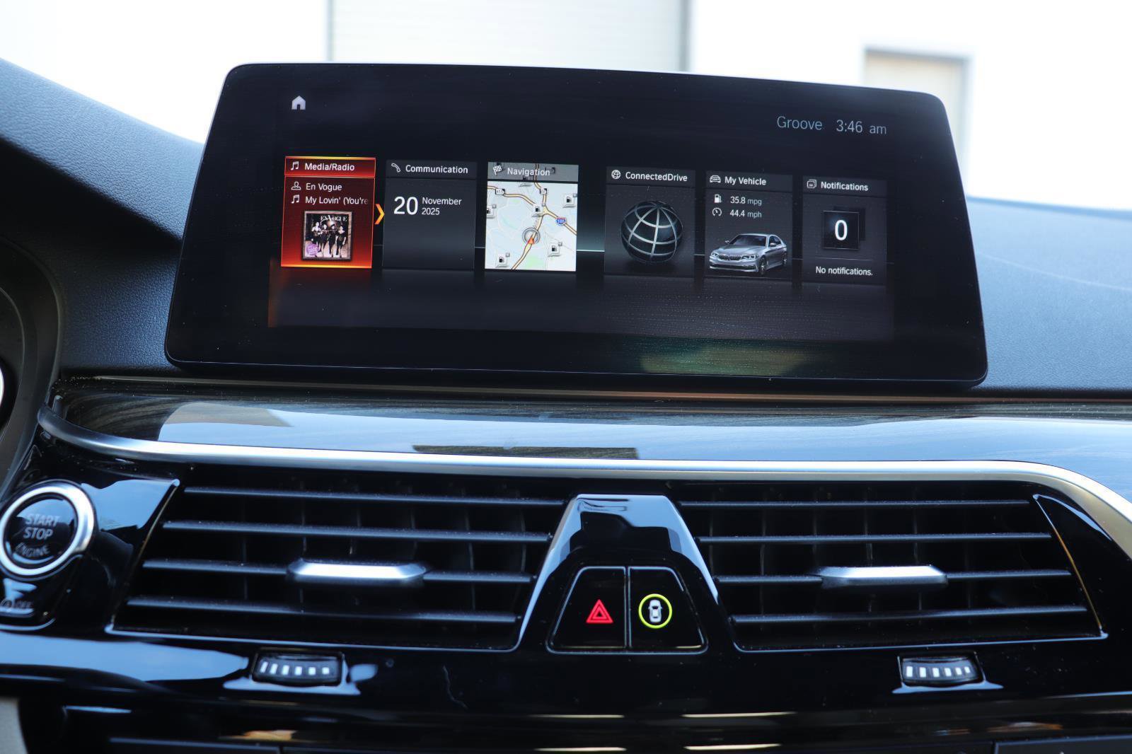 Used 2018 BMW 530i w/ Premium Package image 29