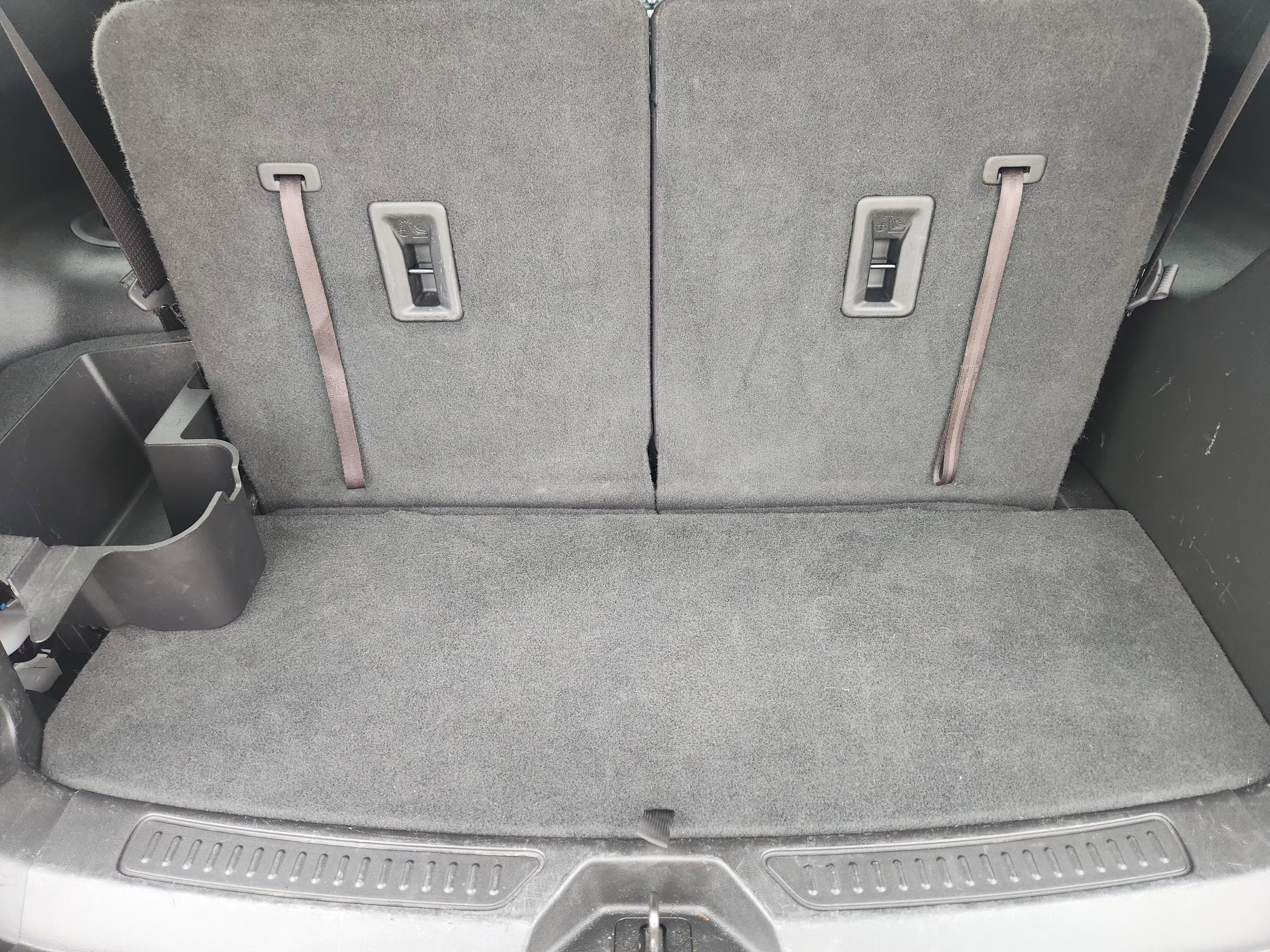 Used 2018 GMC Acadia SLE w/ Driver Alert Package I FWD image 33