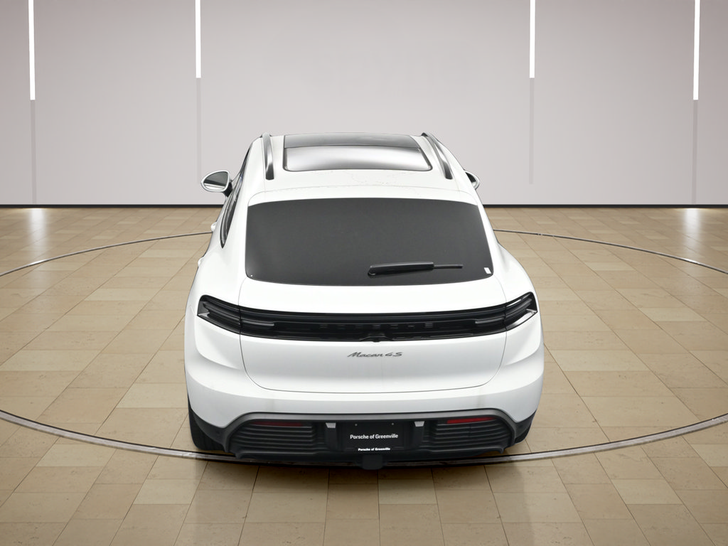Certified 2025 Porsche Macan 4S Electric AWD/4WD image 36