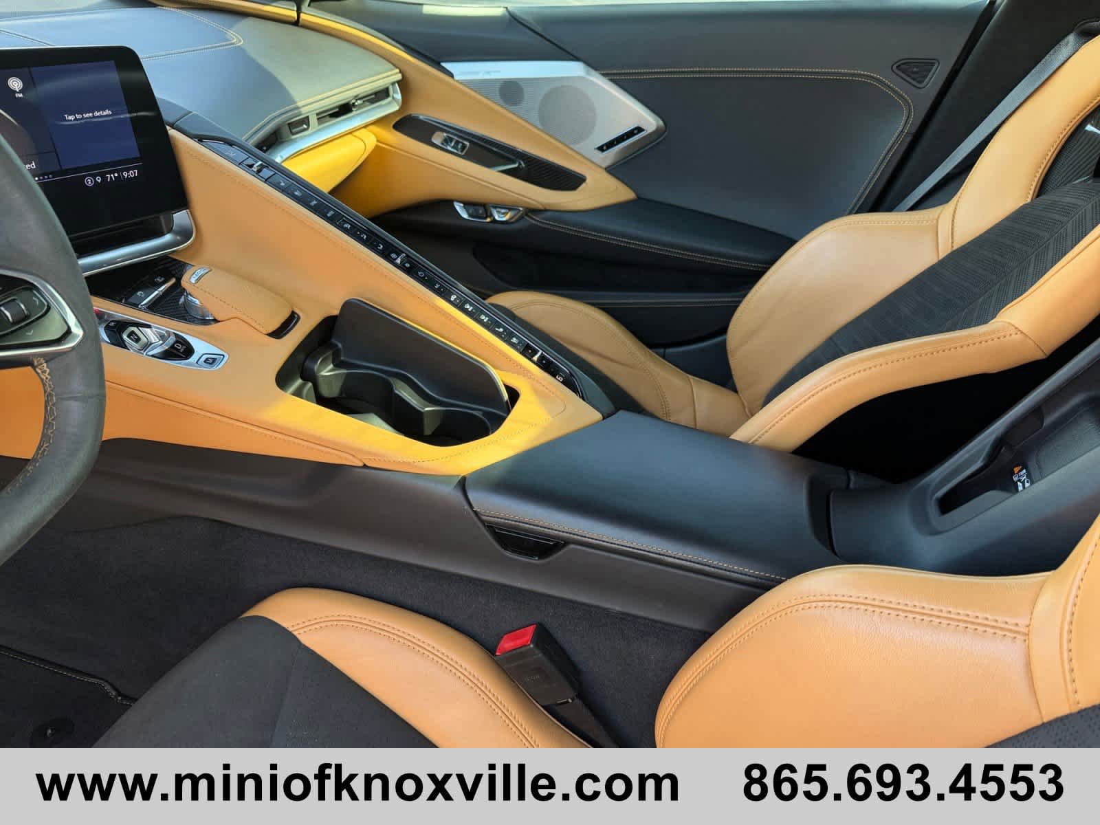 Used 2021 Chevrolet Corvette Stingray Premium Conv w/ Z51 Performance Package RWD image 11