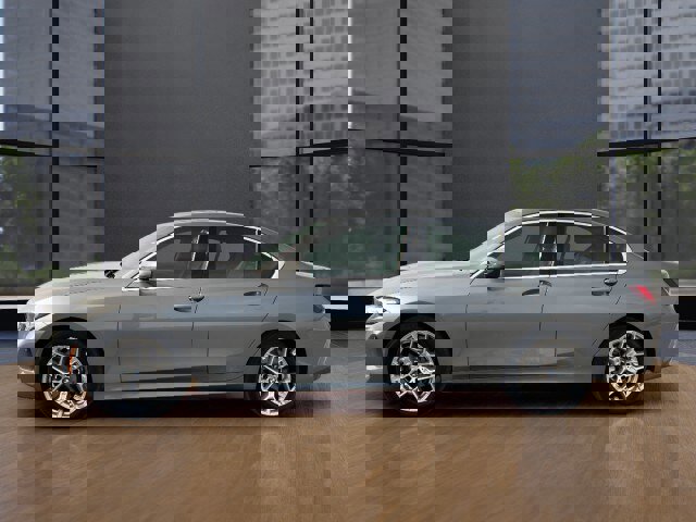 Used 2025 BMW 330i Sedan image 13