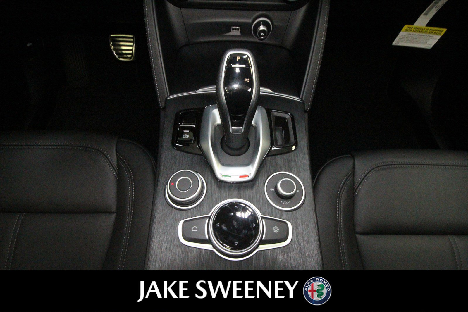 New 2022 Alfa Romeo Stelvio Sprint image 20