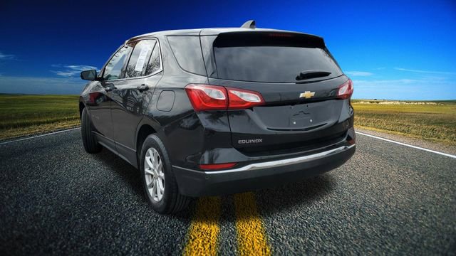 Used 2019 Chevrolet Equinox LT w/ Driver Convenience Package image 2