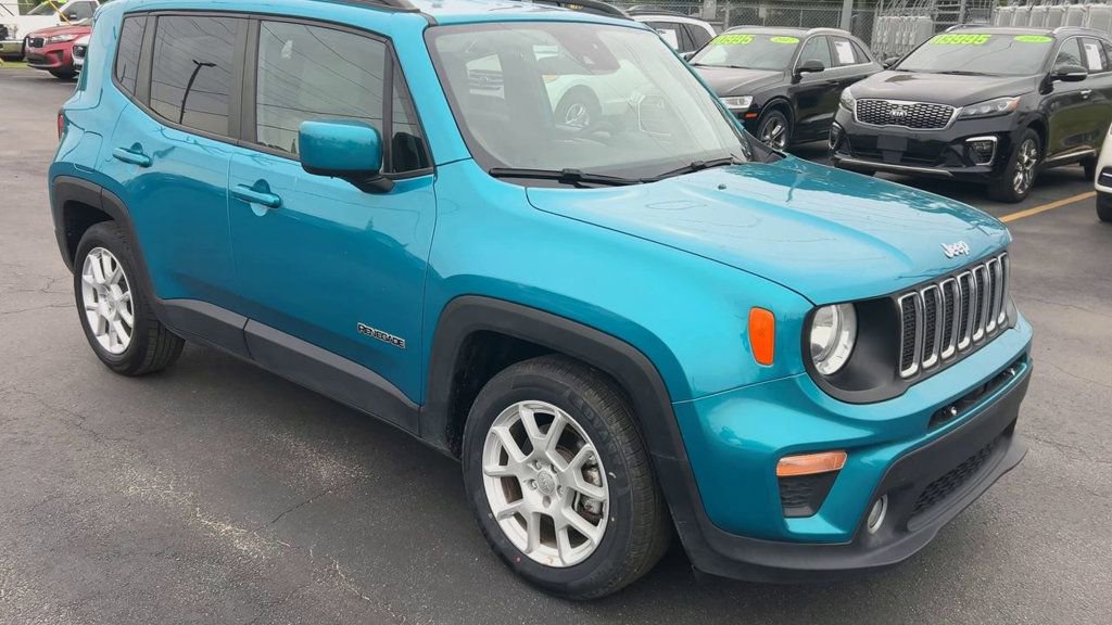 Used 2021 Jeep Renegade Latitude FWD image 2