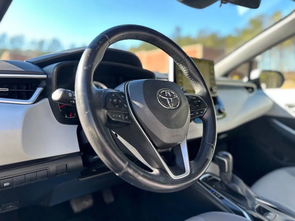 Used 2020 Toyota Corolla SE image 11