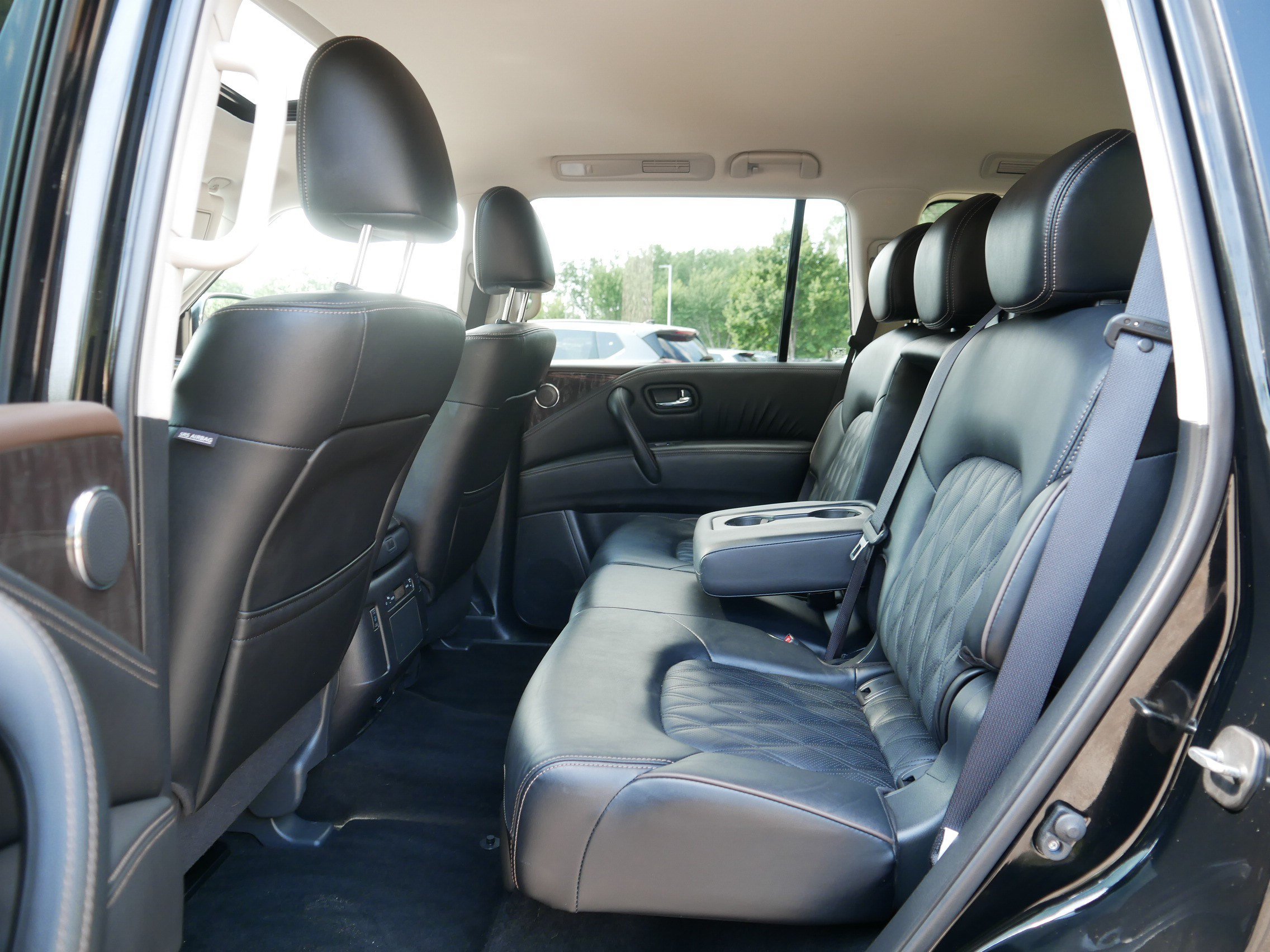 Certified 2024 Nissan Armada Platinum AWD/4WD image 35