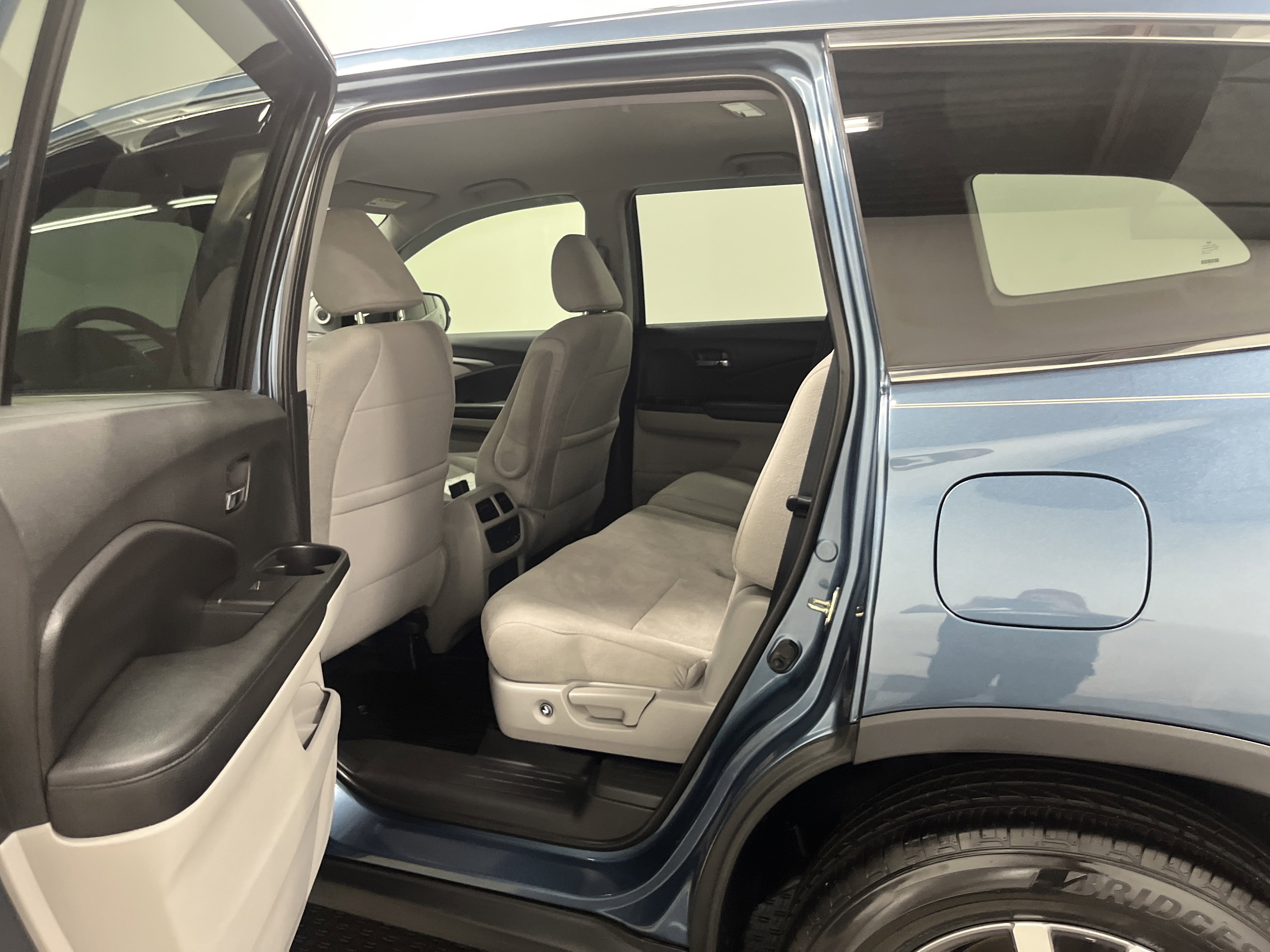 Used 2020 Honda Pilot EX image 13