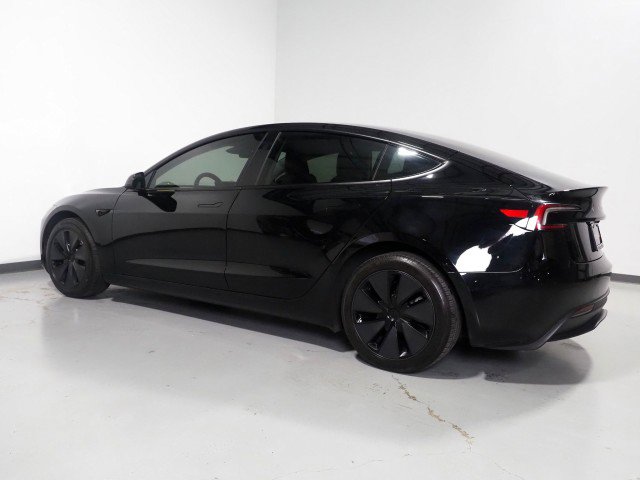 Used 2025 Tesla Model 3 AWD/4WD image 9