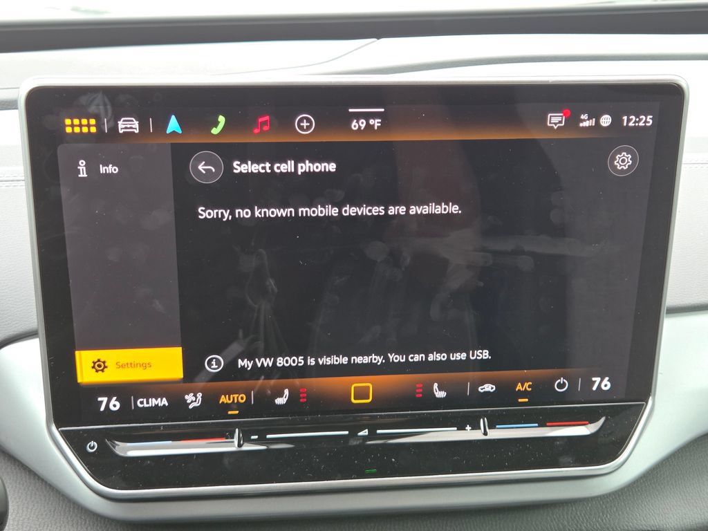 New 2025 Volkswagen ID.4 Pro AWD/4WD image 6