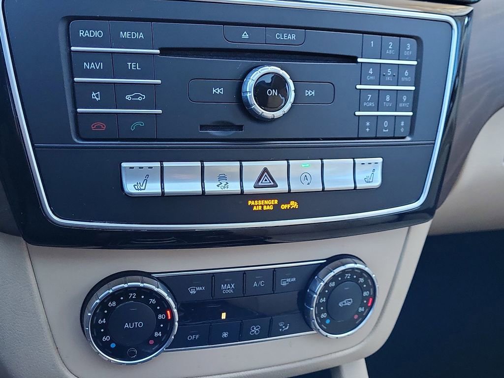 Used 2019 Mercedes-Benz GLE 400 4MATIC image 28