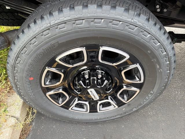 New 2026 Ford F350 Platinum image 21