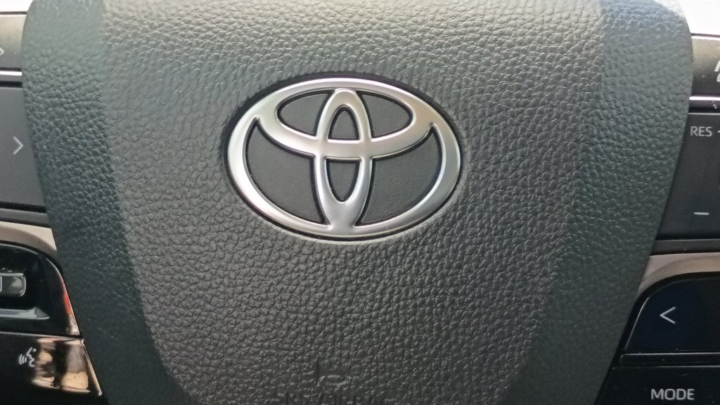 Used 2025 Toyota Camry LE FWD image 27