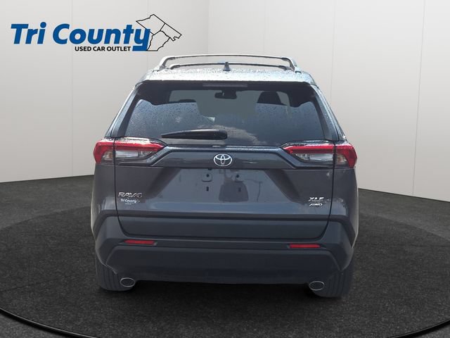 Used 2023 Toyota RAV4 XLE Premium AWD/4WD image 7