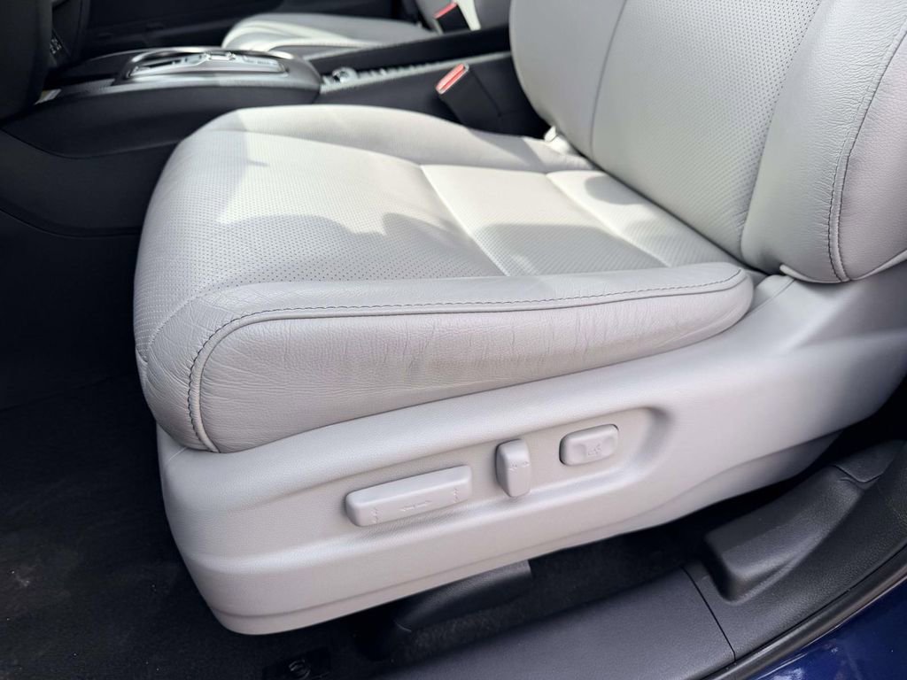 Used 2023 Honda Passport EX-L image 19