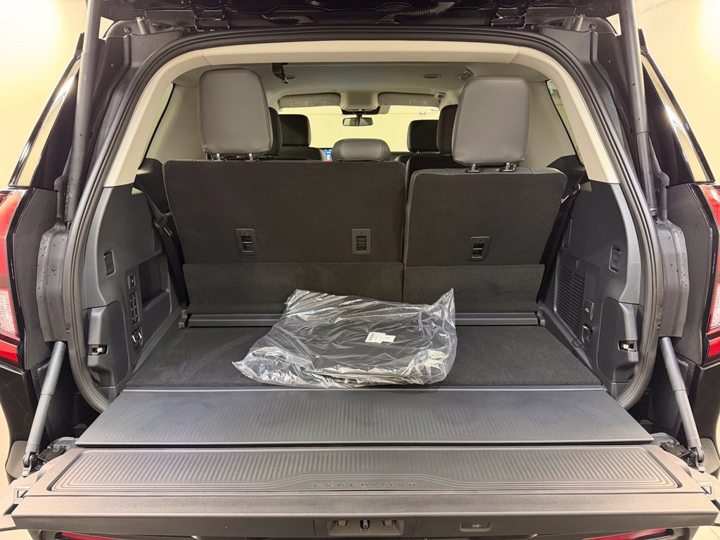 New 2027 Ford Expedition Active AWD/4WD image 38