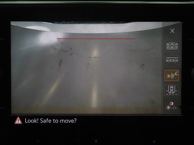 Used 2022 Volkswagen Tiguan SE FWD image 28