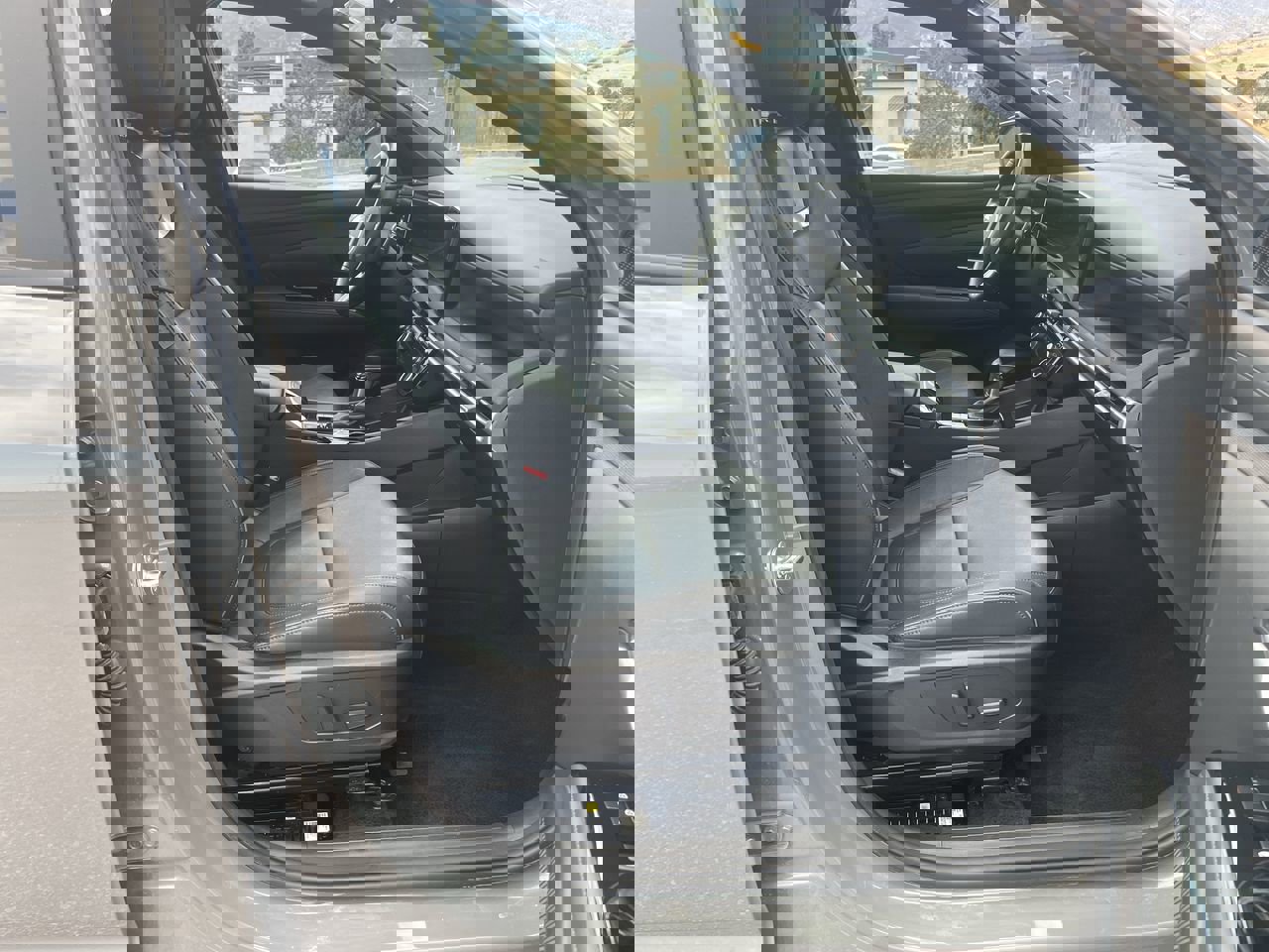 Used 2025 Hyundai Santa Cruz Limited image 18