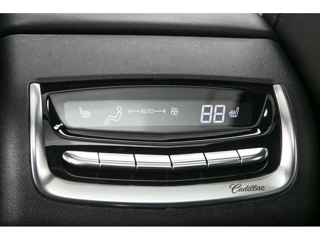 Certified 2023 Cadillac XT6 Premium Luxury w/ Technology Package image 33